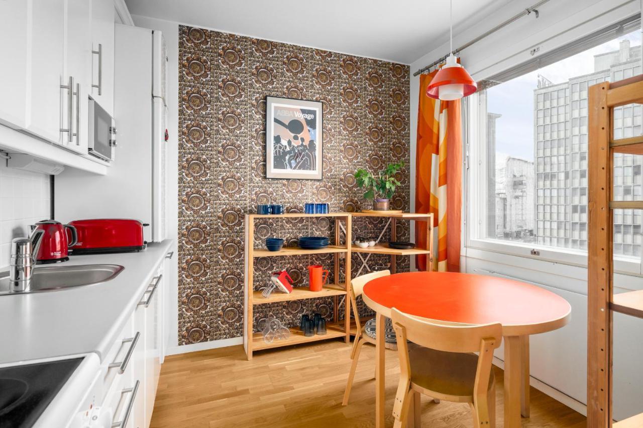Wehost Spacious Traveller'S Hq Above Metro @Vilhonvuorenkuja 16 Apartment Helsinki Bagian luar foto